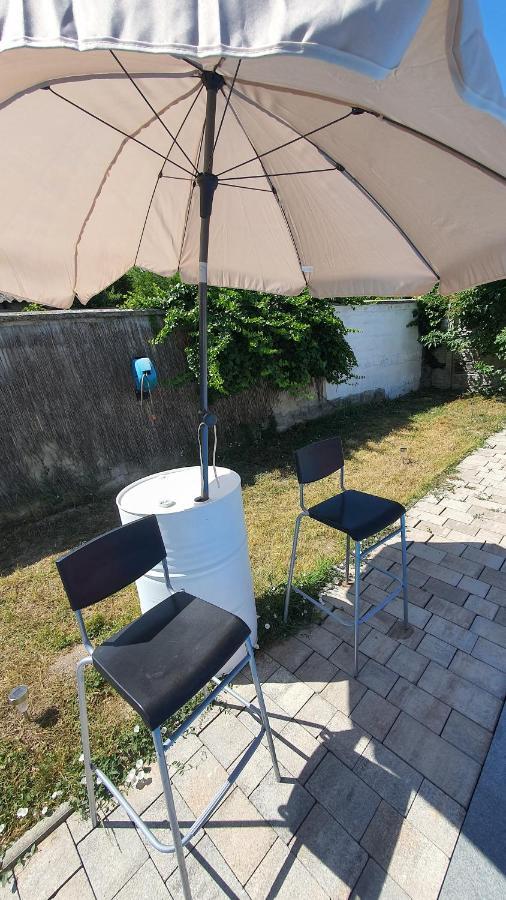 Kittsee 4 Room Flat With Garden And Pool מראה חיצוני תמונה